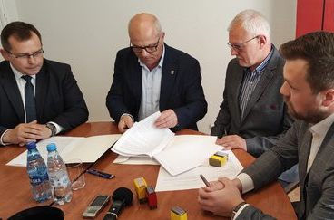 Wieluń: umowa na przebudowę ulicy Jagiełły podpisana